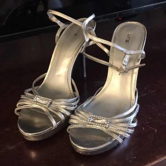 Prom Shoes - Picture 1 of 3